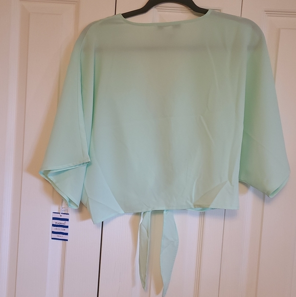 Forever 21 Mint Green Blouse - Picture 3 of 5